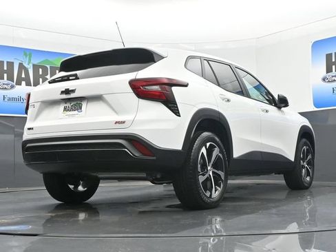 New 2026 Chevrolet Trax RS w/ Driver Confidence Package FWD image 20