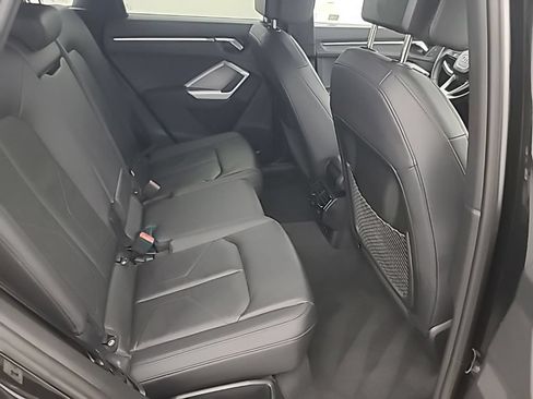 Used 2025 Audi Q3 2.0T Premium AWD/4WD image 16