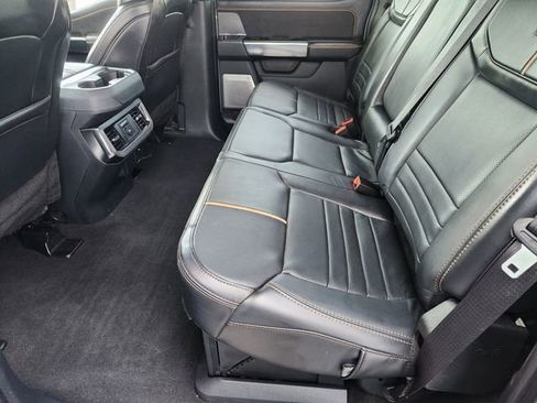 Used 2024 Ford F250 Platinum image 21