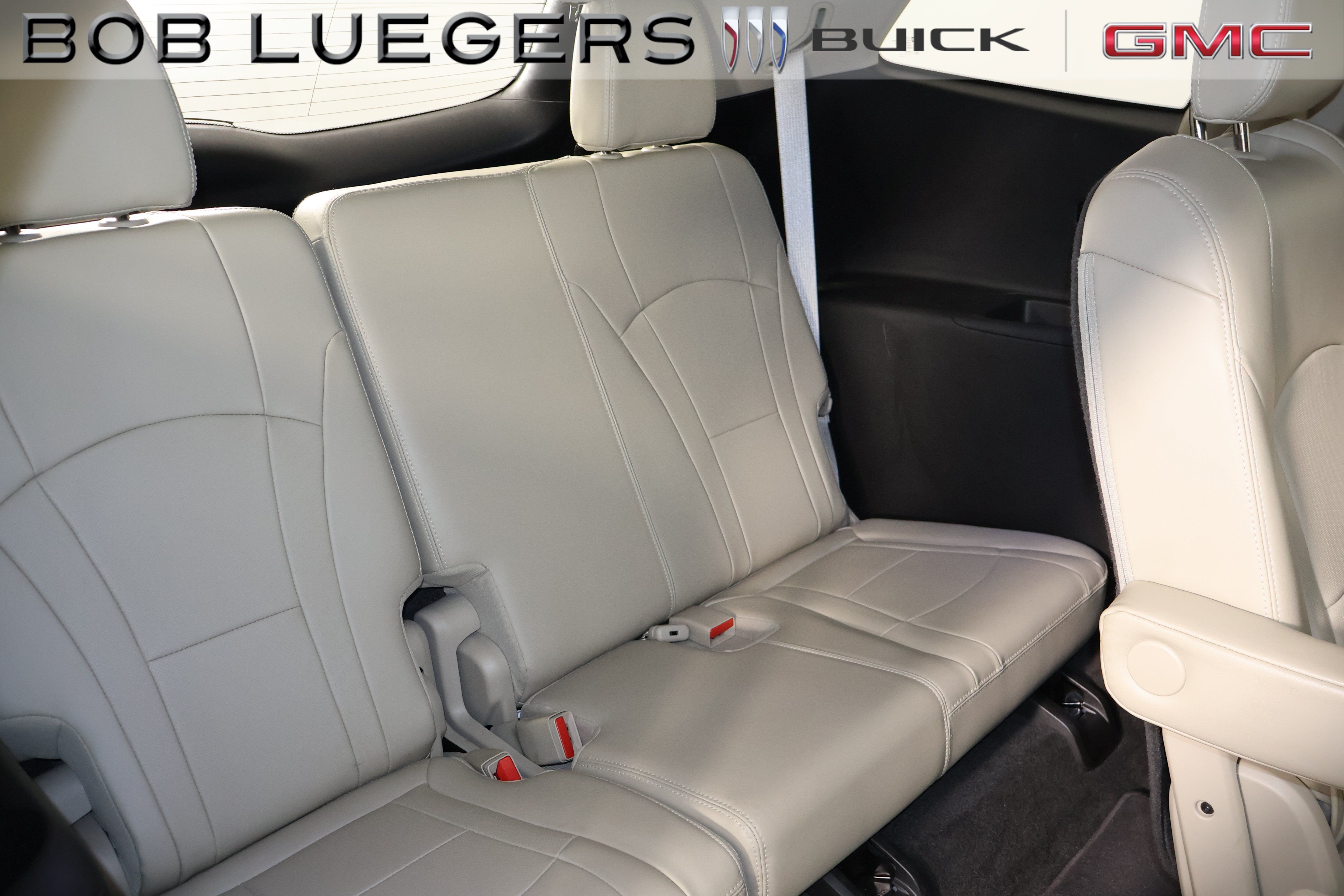 Certified 2018 Buick Enclave Premium FWD image 16