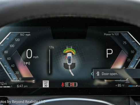 Used 2024 BMW 530i xDrive image 34