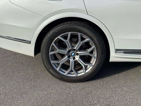 Used 2026 BMW X7 xDrive40i AWD/4WD image 10
