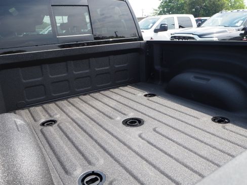 New 2025 RAM 2500 Limited image 9