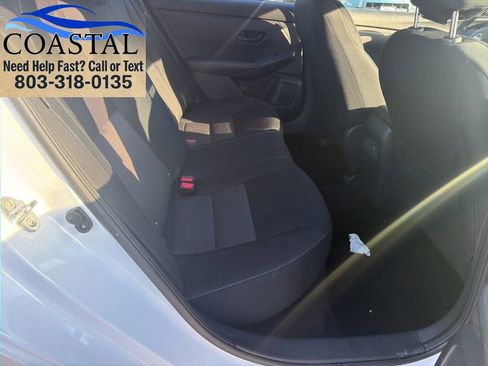 Used 2024 Nissan Sentra SV FWD image 12