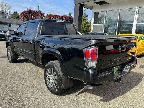 Used 2021 Toyota Tacoma Limited w/ Blackout Package (TMS) AWD/4WD image 5