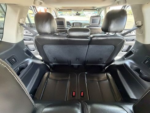 Used 2014 Nissan Pathfinder Platinum w/ Platinum Premium Package AWD/4WD image 11
