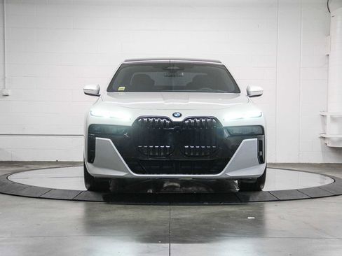 Certified 2023 BMW 740i w/ Parking Assistance Package image 2