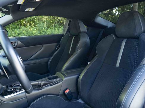 Used 2023 Toyota GR86 Premium RWD image 17