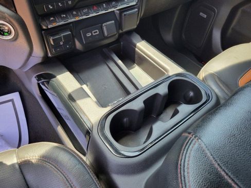 Used 2021 GMC Sierra 1500 SLT w/ SLT Premium Plus Package image 16