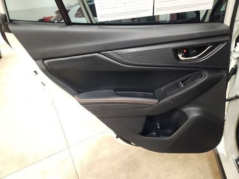 Used 2019 Subaru Crosstrek 2.0i Limited w/ Moonroof Package w/Navigation AWD/4WD image 25