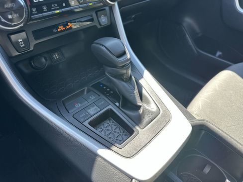 Used 2024 Toyota RAV4 XLE image 28