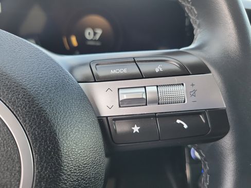 Certified 2025 Hyundai Tucson SEL image 10