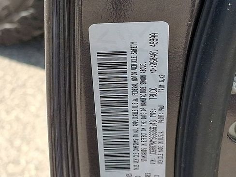 Used 2016 RAM 1500 Laramie w/ Convenience Group image 24