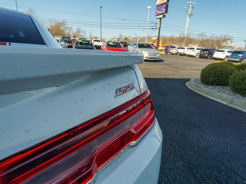 Used 2015 Chevrolet Camaro SS w/ RS Package image 8