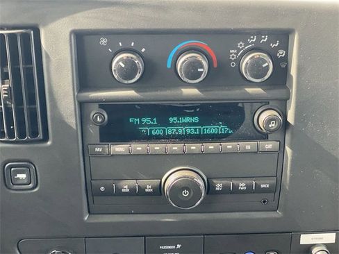 New 2025 Chevrolet Express 3500 Work Van w/ Power Convenience Package image 18