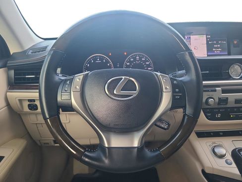 Used 2013 Lexus ES 350 w/ Luxury Pkg FWD image 12