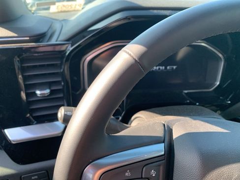 Used 2026 Chevrolet Silverado 1500 LT image 19