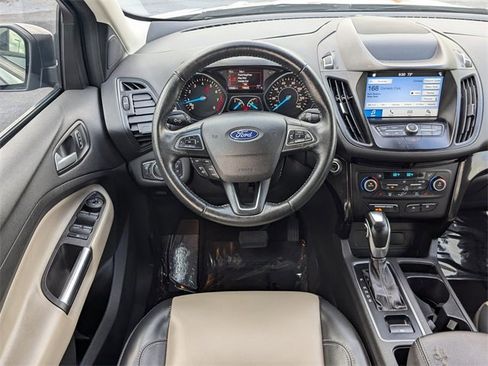 Used 2019 Ford Escape SEL image 17