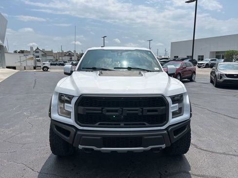 Used 2018 Ford F150 Raptor w/ Equipment Group 802A Luxury AWD/4WD image 3