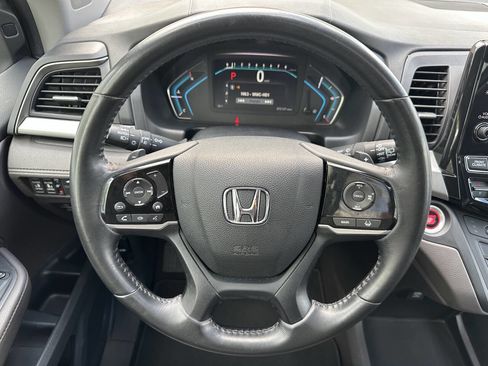 Used 2018 Honda Odyssey EX-L image 17