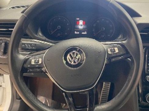Used 2020 Volkswagen Passat 2.0T R-Line image 21