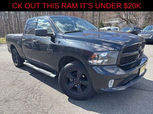 Used 2018 RAM 1500 Express w/ Black Ram 1500 Express Group AWD/4WD image 6