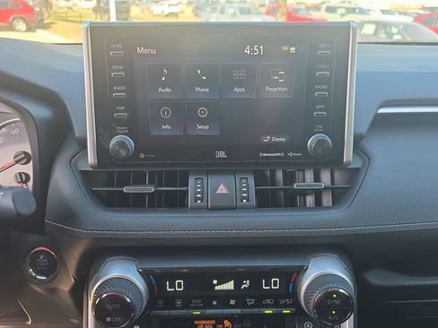 Used 2020 Toyota RAV4 XLE Premium image 20