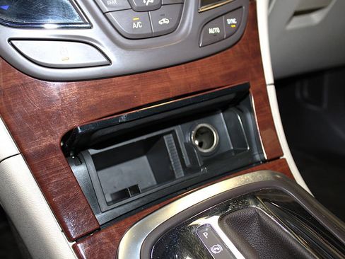 Used 2016 Buick Regal FWD image 20