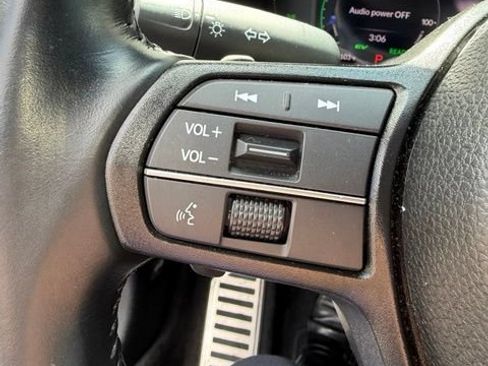 Used 2025 Honda Accord Sport image 13