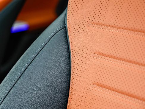 Certified 2023 Mercedes-Benz GLC 300 image 26