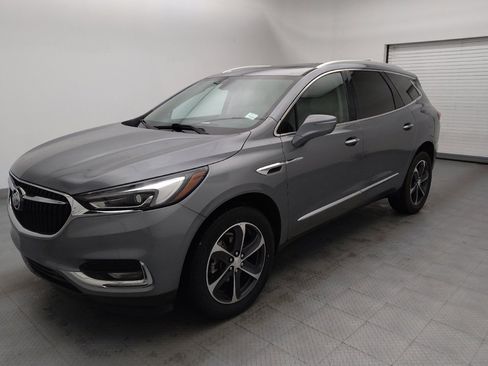 Used 2021 Buick Enclave Essence w/ Sound and Sites Package image 2