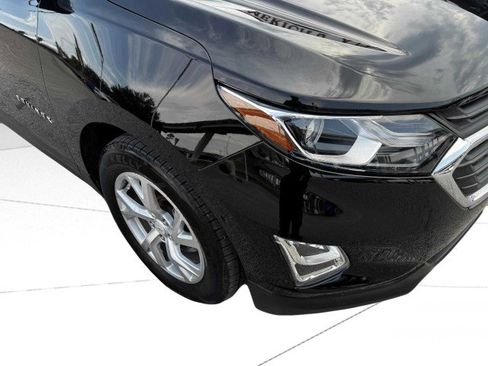 Used 2020 Chevrolet Equinox LT image 8