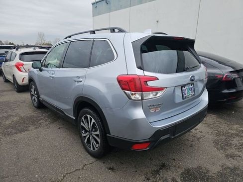 Used 2023 Subaru Forester Limited image 2