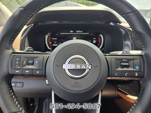 Used 2025 Nissan Pathfinder Platinum w/ Cargo Package FWD image 24