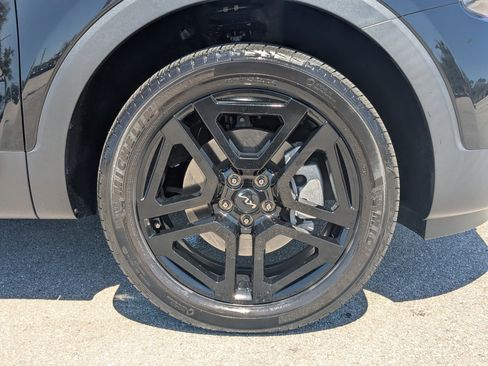 Certified 2024 Kia Telluride EX X-Line AWD/4WD image 11