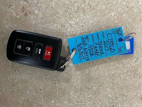 Used 2017 Toyota Camry XSE w/ Advanced Technology Package image 29