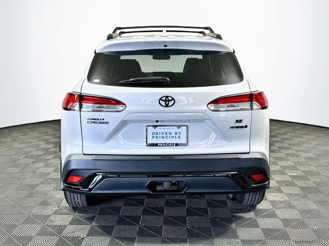Certified 2024 Toyota Corolla Cross AWD Hybrid w/ Moonroof Package image 7
