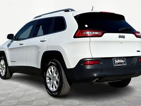 Used 2016 Jeep Cherokee Latitude image 6