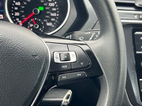 Used 2021 Volkswagen Tiguan S image 28