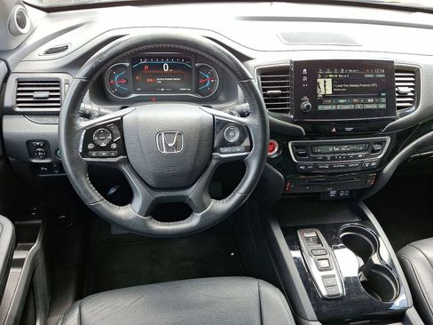 Used 2020 Honda Pilot Touring image 21