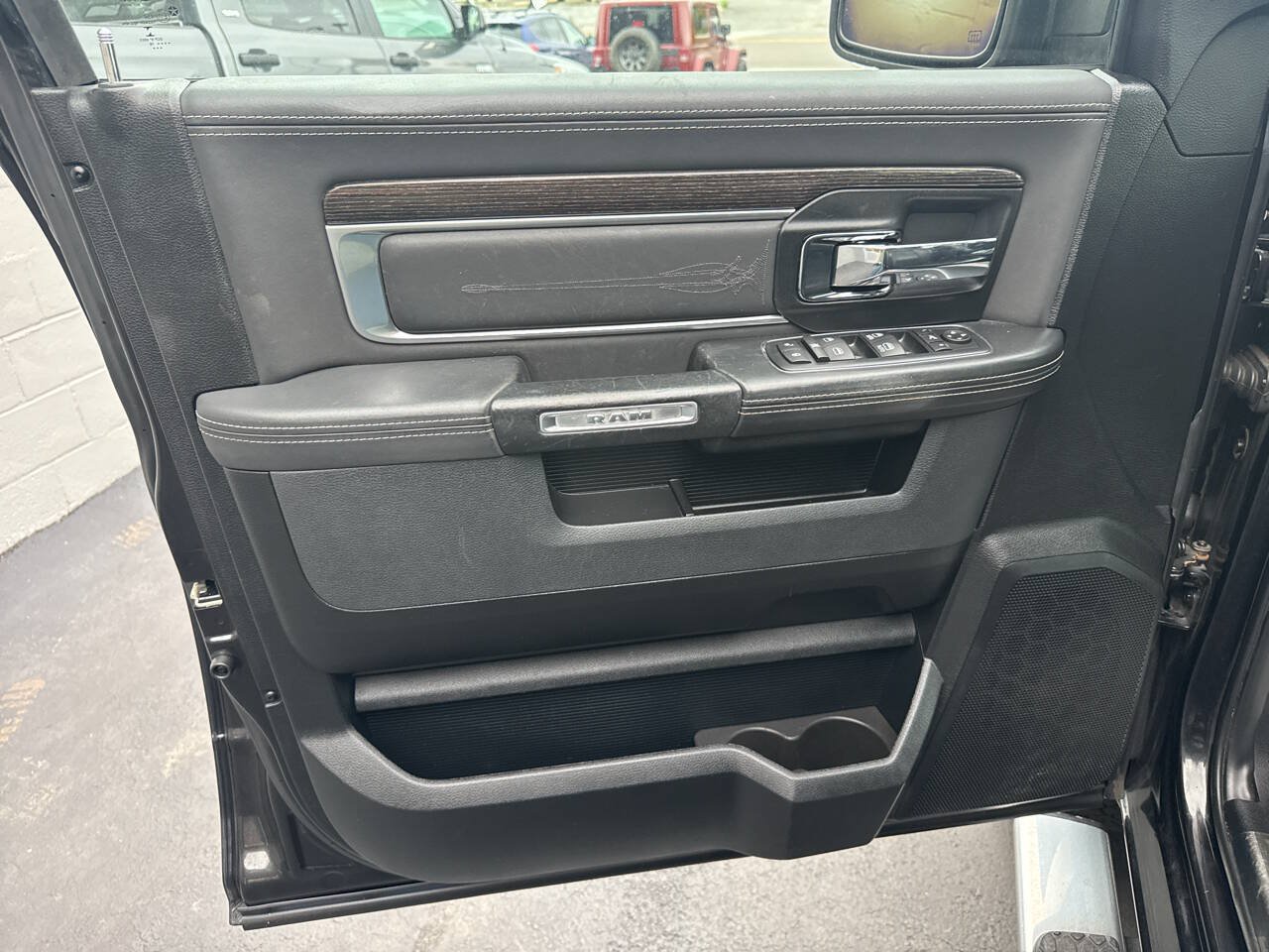 Used 2017 RAM 1500 Limited AWD/4WD image 13