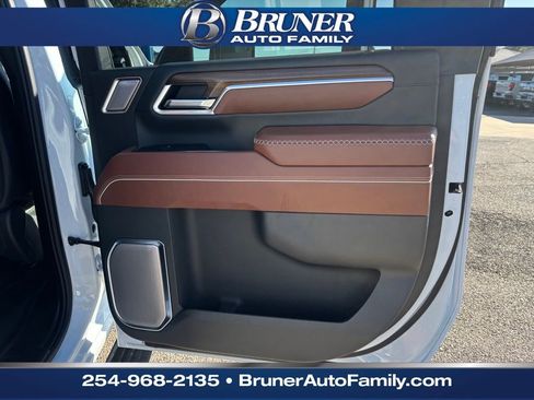 New 2026 GMC Sierra 3500 Denali Ultimate image 17