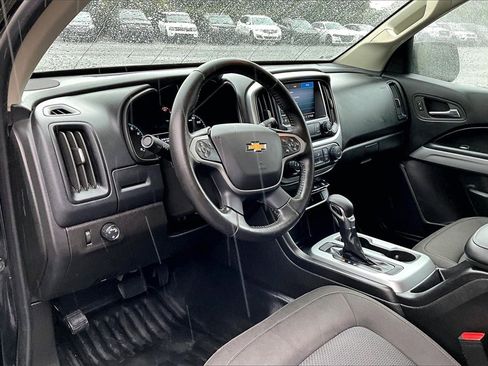 Used 2022 Chevrolet Colorado LT w/ Fleet Safety Package image 15