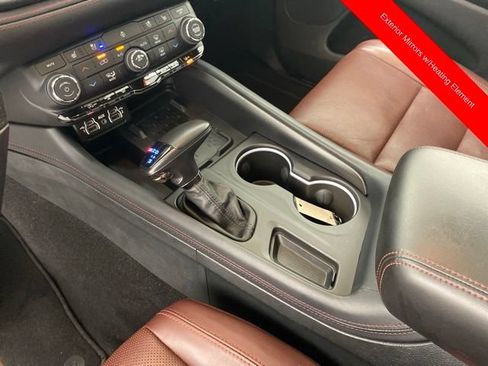 Used 2025 Dodge Durango GT AWD/4WD image 25