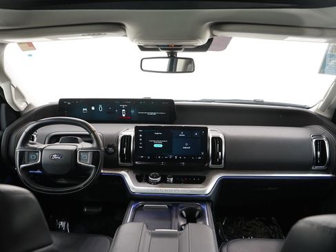 Used 2025 Ford Expedition Max Platinum image 15