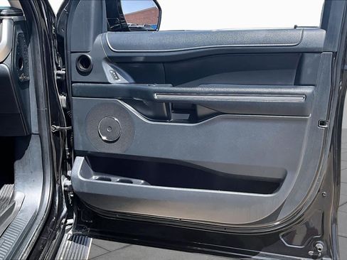 Used 2024 Ford Expedition Max XLT AWD/4WD image 22