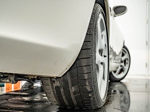 Used 2003 Porsche 911 Carrera RWD image 50