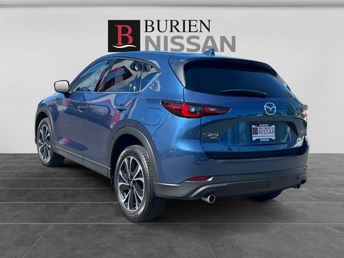 Used 2023 MAZDA CX-5 AWD 2.5 S w/ Premium Plus Pkg image 3