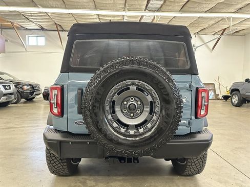 Used 2023 Ford Bronco Badlands AWD/4WD image 4