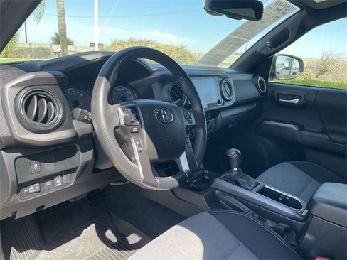 Used 2023 Toyota Tacoma TRD Off-Road image 10